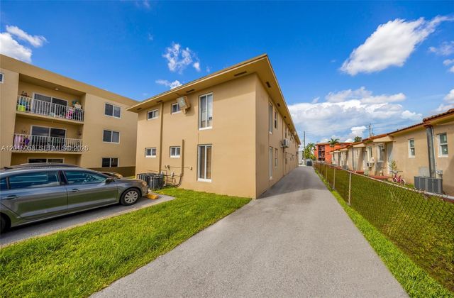 225 SW 18th Ave, Miami, FL 33135