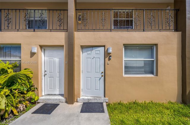 225 SW 18th Ave, Miami, FL 33135