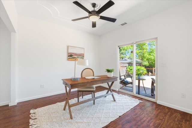2121 Perkins Way, Sacramento, CA 95818