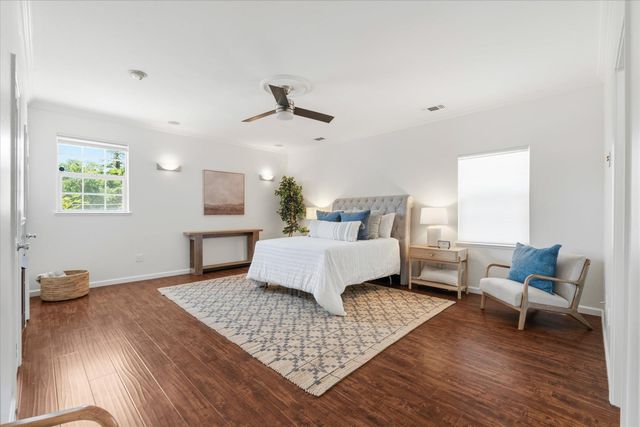 2121 Perkins Way, Sacramento, CA 95818