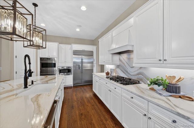 10693 Featherwalk Way, Highlands Ranch, CO 80126