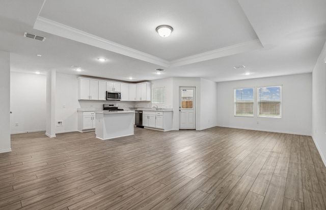 820 Shire Avenue, Fort Worth, TX 76052