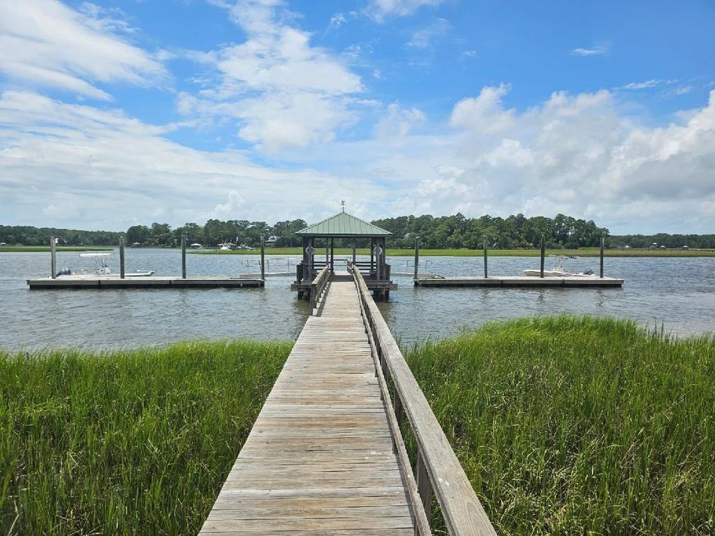 8243 Chisolm Plantation Road, Edisto Island, SC 29438