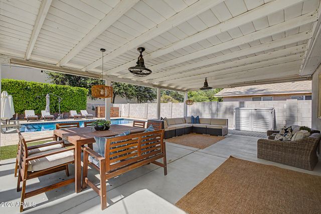 4231 E CATALINA Drive, Phoenix, AZ 85018