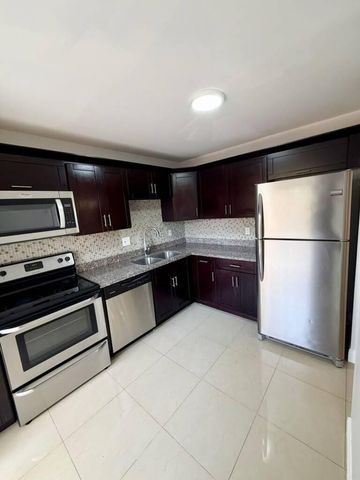 7745 BALBOA Street, Sunrise, FL 33351