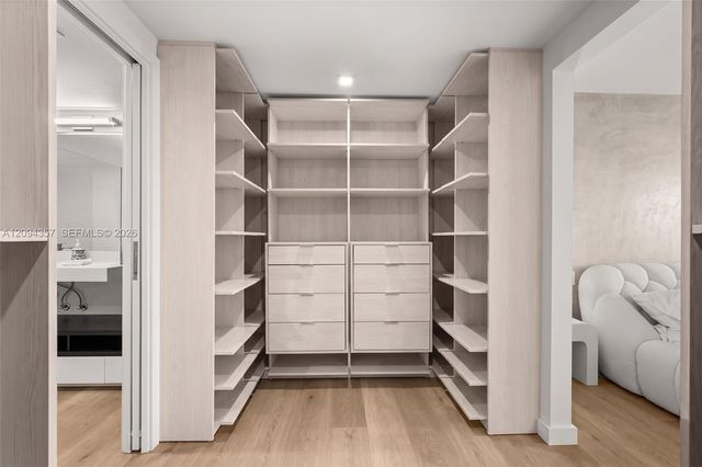 155 Ocean Lane Drive 1002, Key Biscayne, FL 33149