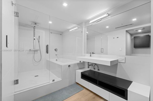 155 Ocean Lane Drive 1002, Key Biscayne, FL 33149