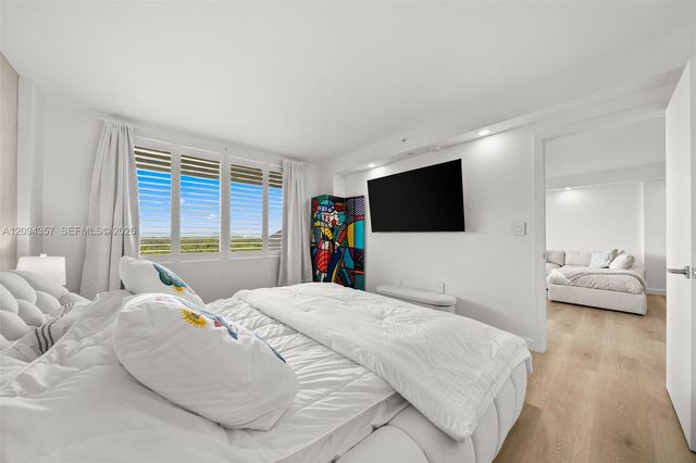 155 Ocean Lane Drive 1002, Key Biscayne, FL 33149
