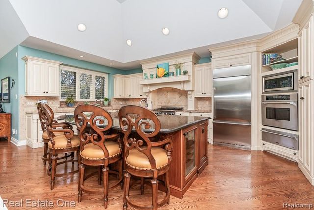 78642 Harvest Lane, Romeo, MI 48065