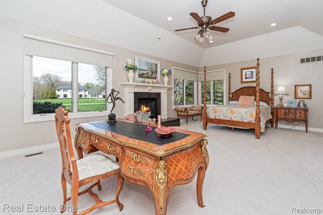 78642 Harvest Lane, Romeo, MI 48065