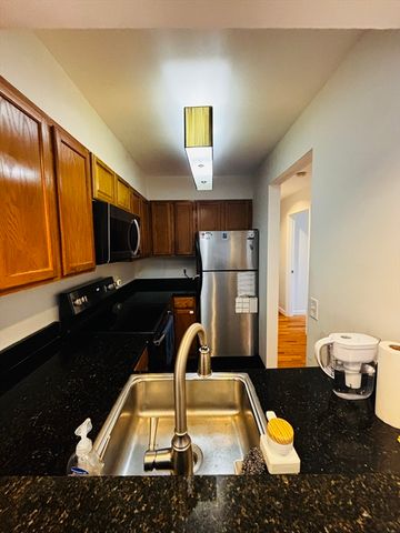 60 Gibson St 303, Boston, MA 02122