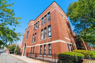 60 Gibson St 303, Boston, MA 02122
