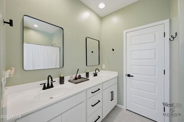 4325 E PAYTON ANNE Lane, San Tan Valley, AZ 85143