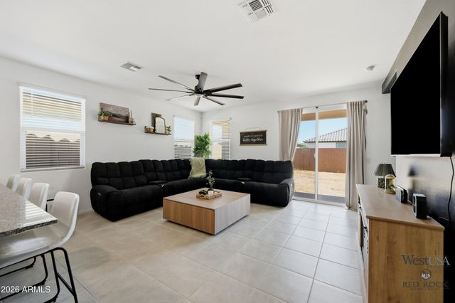4325 E PAYTON ANNE Lane, San Tan Valley, AZ 85143