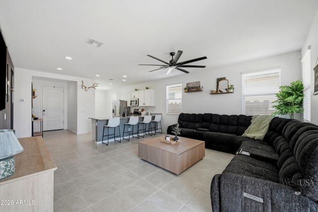 4325 E PAYTON ANNE Lane, San Tan Valley, AZ 85143