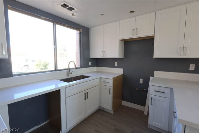1904 Bookbinder Drive, Las Vegas, NV 89108