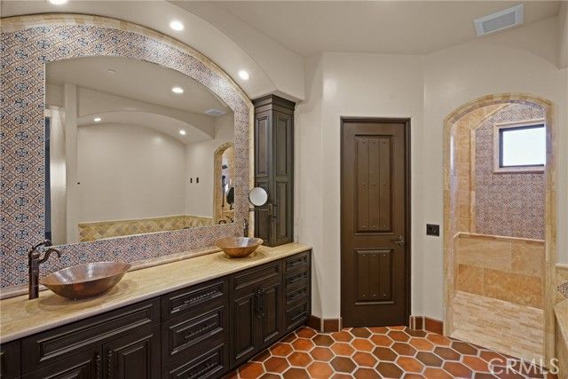 4617 S Blosser, Santa Maria, CA 93455