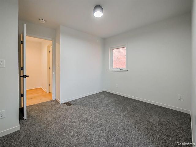 112 Mount Vernon Street, Detroit, MI 48202