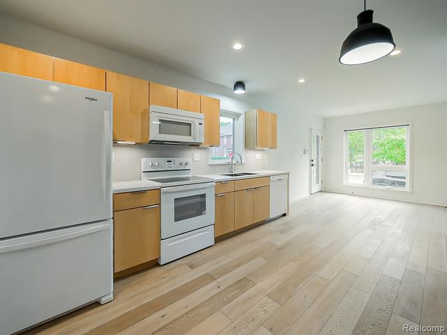 112 Mount Vernon Street, Detroit, MI 48202