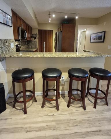 3854 E Lyons Rd 102-5, Coconut Creek, FL 33073