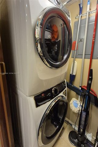 3854 E Lyons Rd 102-5, Coconut Creek, FL 33073