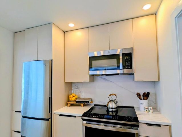 101 Darlington Lane, Soquel, CA 95073