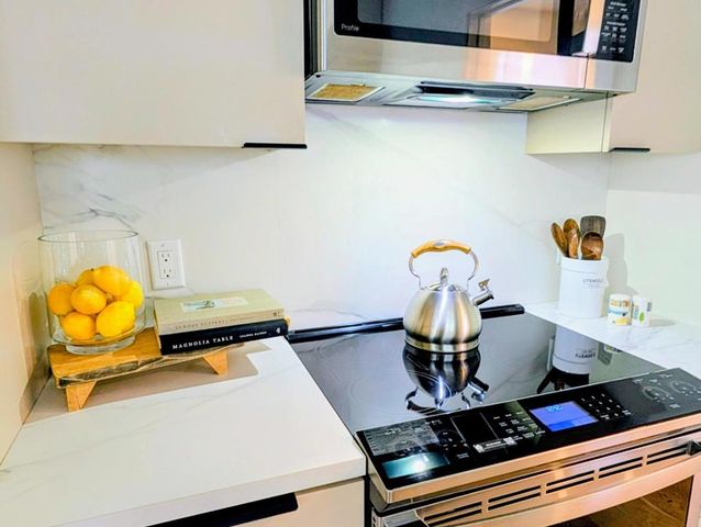 101 Darlington Lane, Soquel, CA 95073