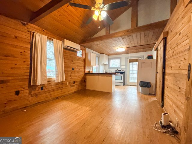 20 Lavista Lane, Cleveland, GA 30528