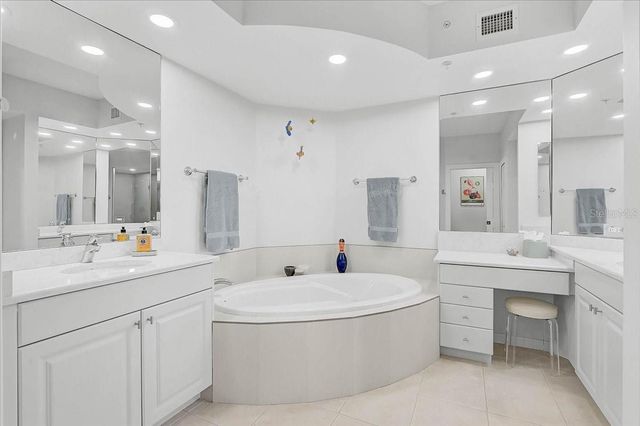 409 N POINT ROAD 601, Osprey, FL 34229