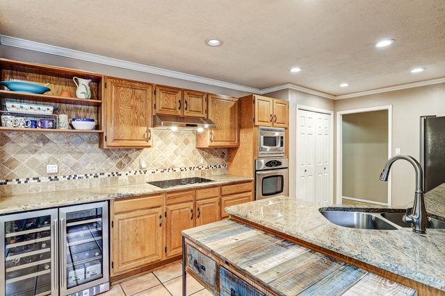 5913 Painted Pony Drive NW, Albuquerque, NM 87120