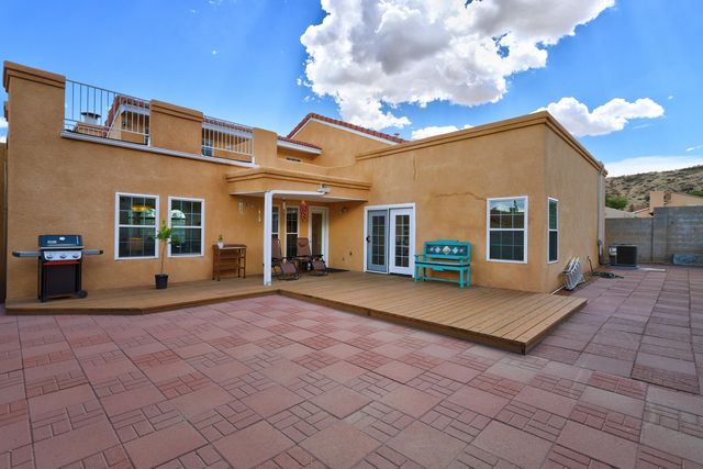 5913 Painted Pony Drive NW, Albuquerque, NM 87120
