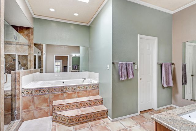 5913 Painted Pony Drive NW, Albuquerque, NM 87120