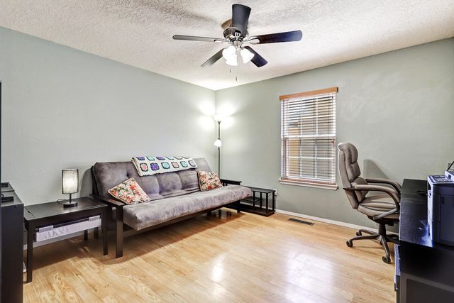 5913 Painted Pony Drive NW, Albuquerque, NM 87120