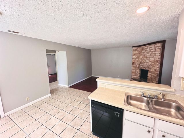 9808 Roxanna DR C, Austin, TX 78748
