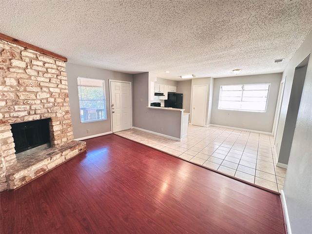 9808 Roxanna DR C, Austin, TX 78748