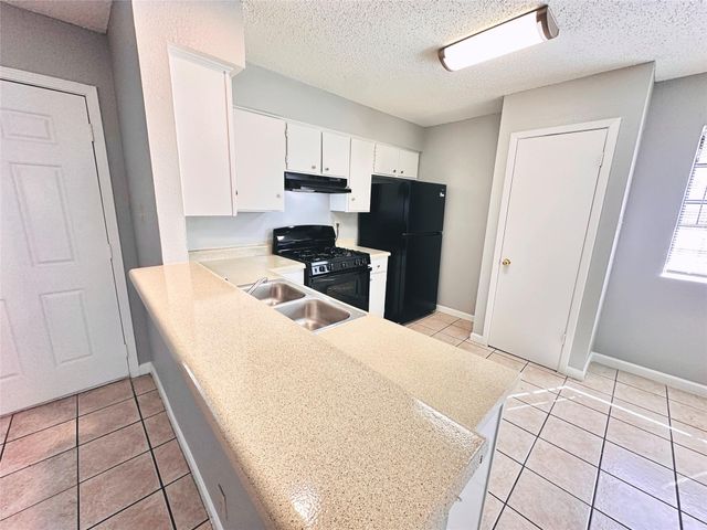 9808 Roxanna DR C, Austin, TX 78748