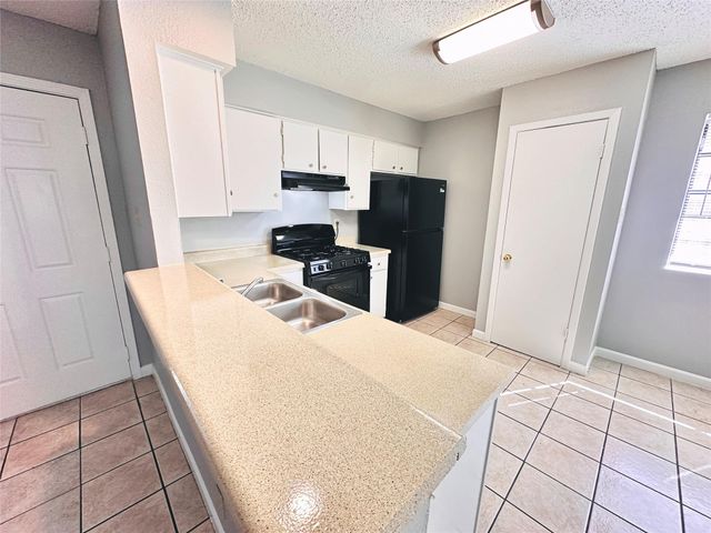 9808 Roxanna DR C, Austin, TX 78748