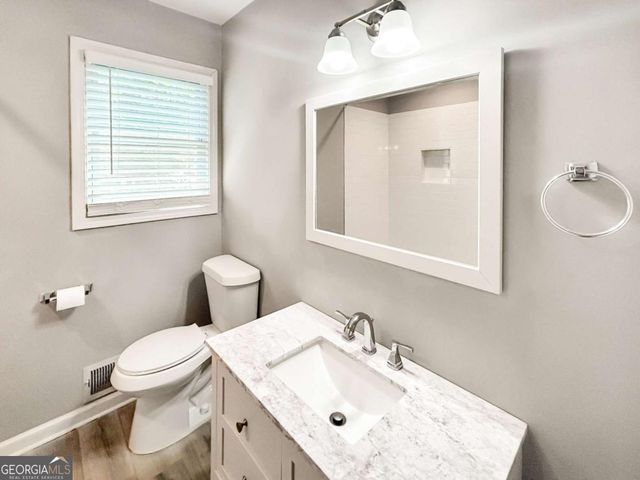 4564 Myrtle Hill Road NE, Kennesaw, GA 30144