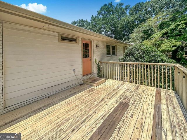 4564 Myrtle Hill Road NE, Kennesaw, GA 30144