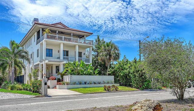 156 EMERSON DRIVE, Sarasota, FL 34236