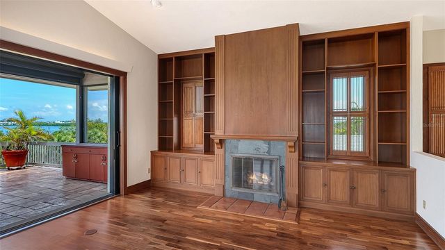 156 EMERSON DRIVE, Sarasota, FL 34236