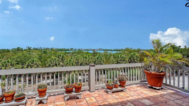 156 EMERSON DRIVE, Sarasota, FL 34236