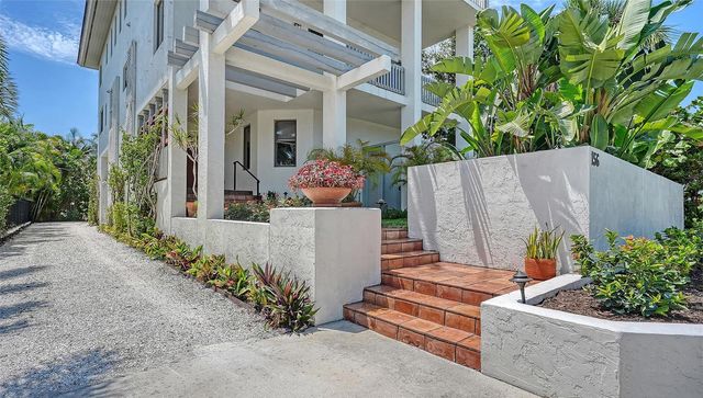 156 EMERSON DRIVE, Sarasota, FL 34236