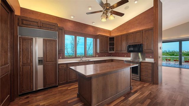 156 EMERSON DRIVE, Sarasota, FL 34236