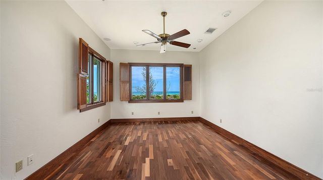 156 EMERSON DRIVE, Sarasota, FL 34236