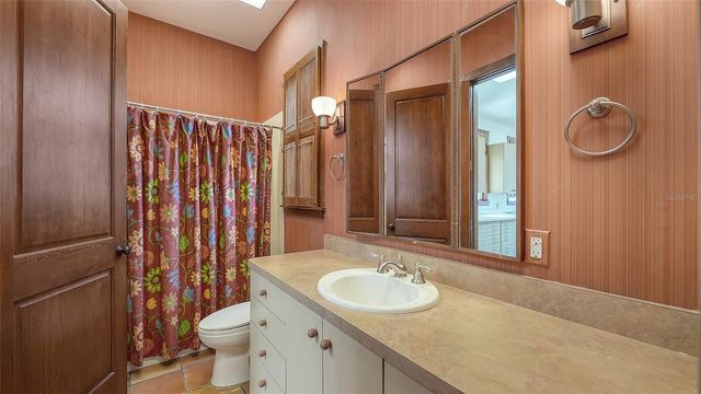 156 EMERSON DRIVE, Sarasota, FL 34236