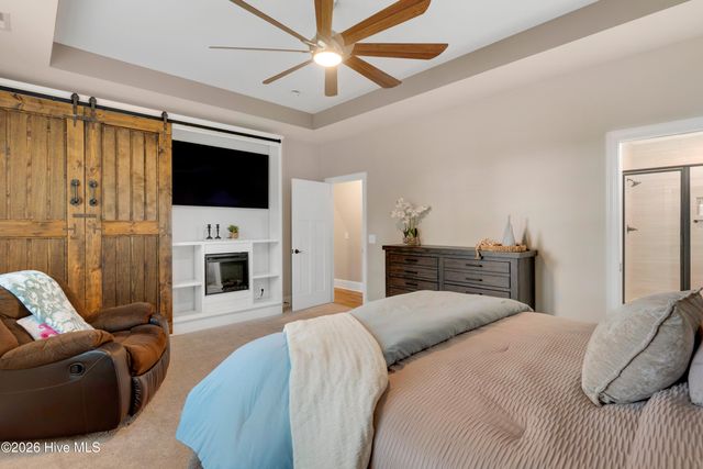 170 Twining Rose Lane, Holly Ridge, NC 28445