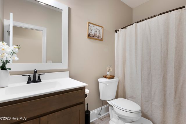 170 Twining Rose Lane, Holly Ridge, NC 28445