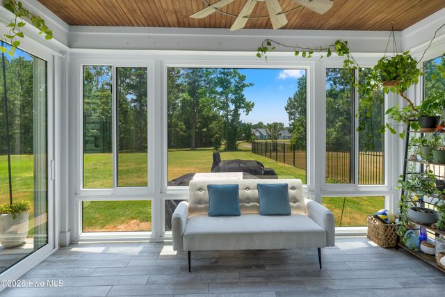 170 Twining Rose Lane, Holly Ridge, NC 28445