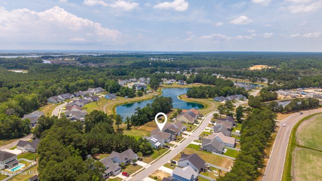170 Twining Rose Lane, Holly Ridge, NC 28445